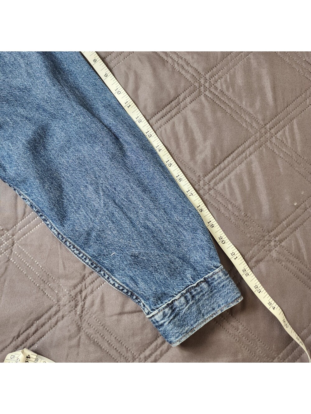 Levi Strauss Signature Easy Trucker Denim Jacket Relaxed Fit Women Large NWT - Picture 8 of 8